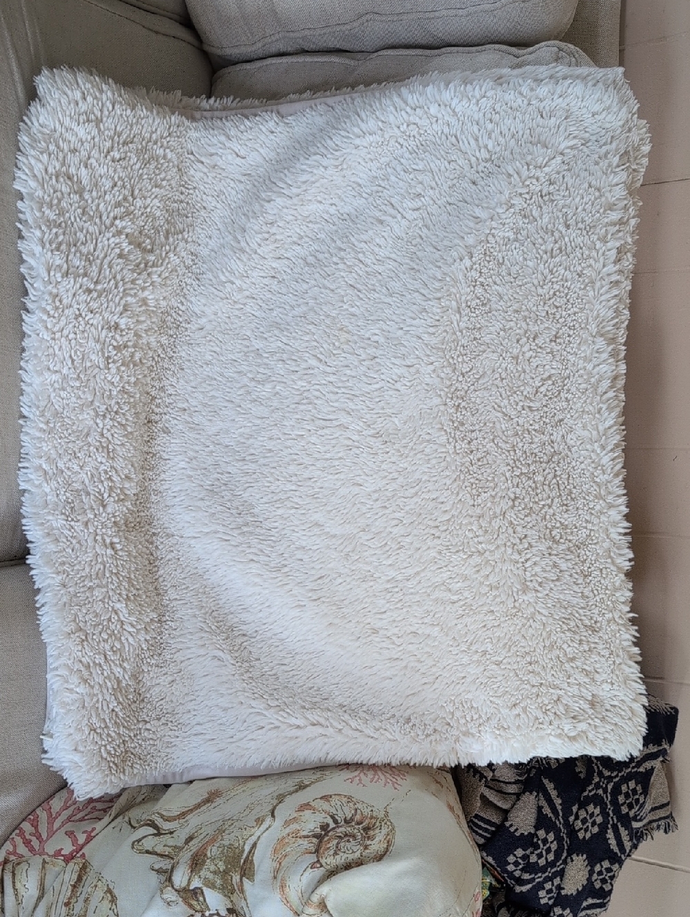 Pottery Barn Cream Faux Fur Sherpa Couch Cushion Cover Set Of 3